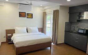 Palladium Luxury Suites Financial District Unit II